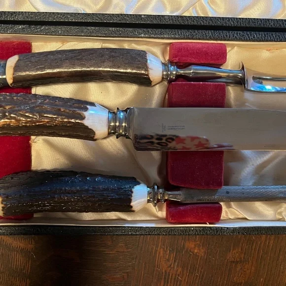 Sanderson Knife, Fork, Honing Rod, & Case Cutlery Set--Antler, Stainless & SS - Picture 5 of 12